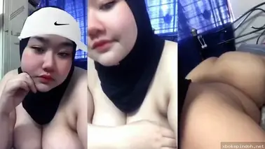 ABG Jilboobs Toge Viral FYP TikTok Ngangkang Becek poster