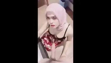 Bokep Jilbab BJ Pertama Jago Dari Awal Bikin Kaget Viral poster