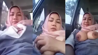 Tante Jilbab Pamer Toket Gede Naik Mobil Sampe Basah Lumer poster